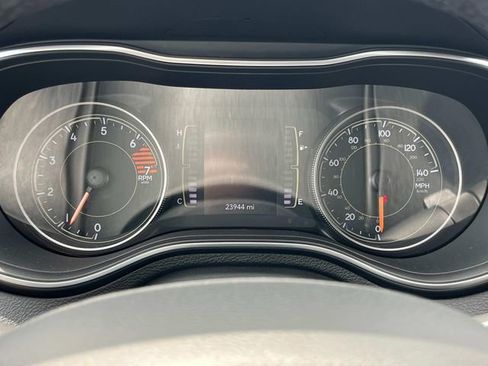 Certified 2020 Jeep Cherokee Latitude Plus w/ Cold Weather Group FWD image 39