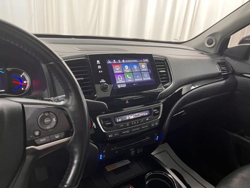 Used 2019 Honda Pilot Touring image 20