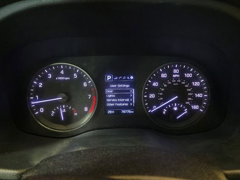 Used 2018 Hyundai Tucson SE image 23