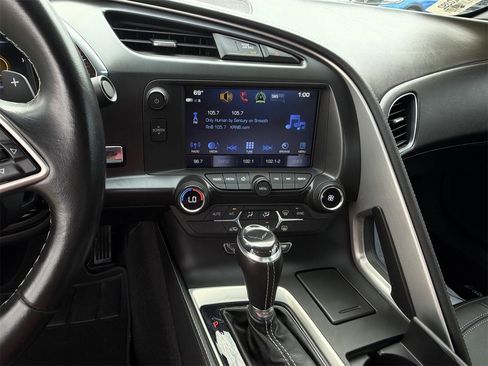 Used 2019 Chevrolet Corvette Stingray Coupe w/ 1LT image 16