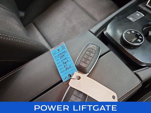 Used 2024 Nissan Rogue SV AWD/4WD image 14