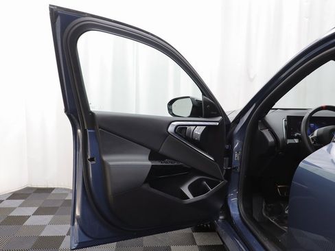 Certified 2025 BMW X3 M50 w/ Premium Package image 4