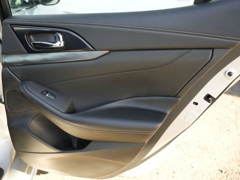 Used 2019 Nissan Maxima 3.5 SL w/ Floor Mat Group image 34