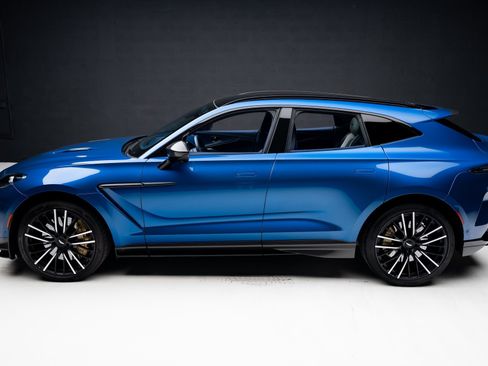 Used 2023 Aston Martin DBX 707 image 19