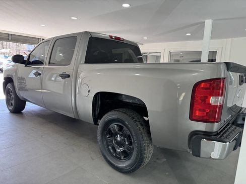 Used 2009 Chevrolet Silverado 1500 LS image 4