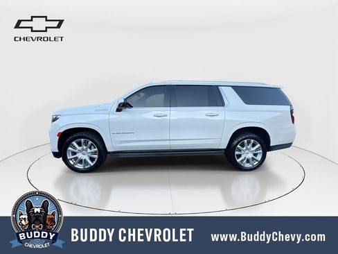 Used 2022 Chevrolet Suburban High Country w/ Premium Package AWD/4WD image 5