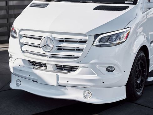 Used 2019 Mercedes-Benz Sprinter 144 image 6