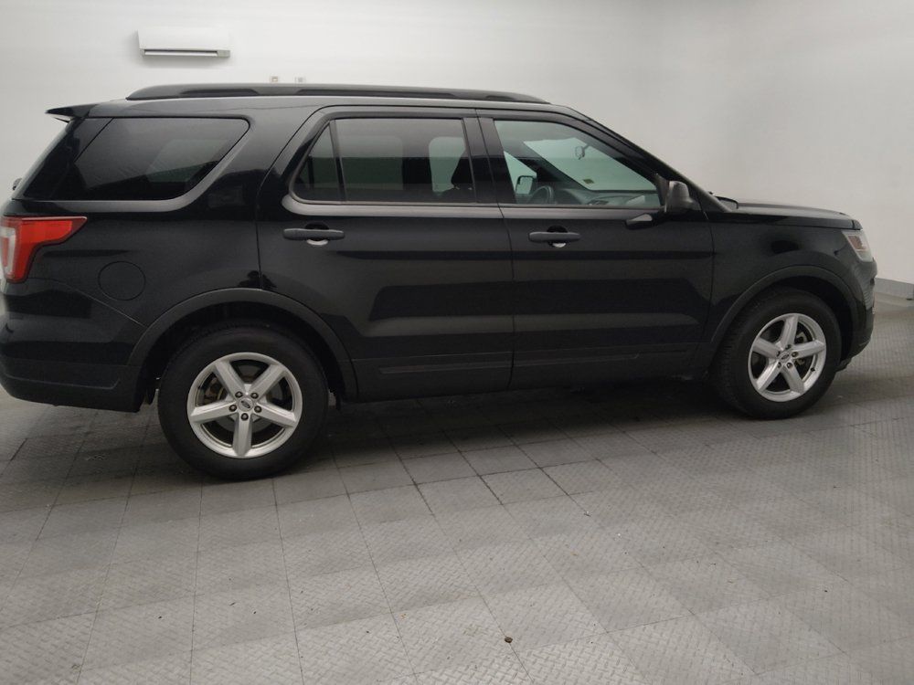 Used 2018 Ford Explorer FWD image 10