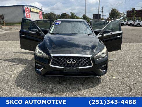 Used 2018 INFINITI Q50 Luxe w/ Essential Package (3.0T Luxe) image 31