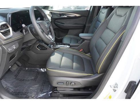 New 2025 Chevrolet Blazer LT w/ Driver Confidence Package image 14