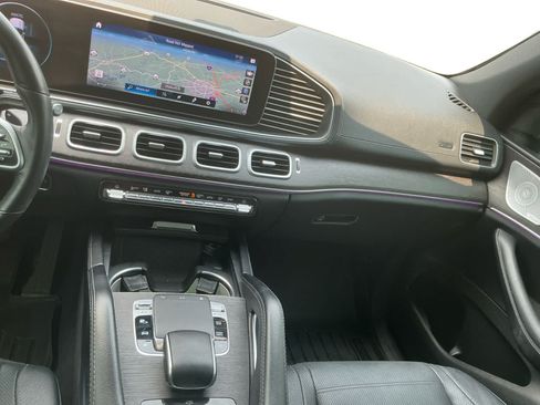 Used 2020 Mercedes-Benz GLS 450 4MATIC image 11
