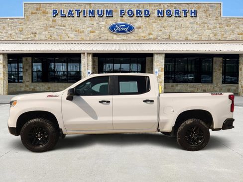 Used 2023 Chevrolet Silverado 1500 LT Trail Boss w/ Protection Package AWD/4WD image 3