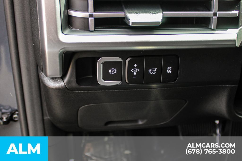 Used 2026 Hyundai Santa Fe SEL FWD image 33