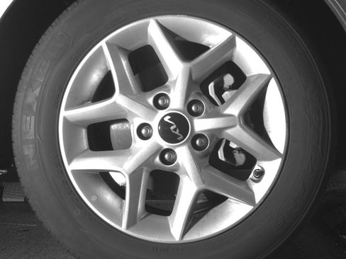 Used 2025 Kia Soul LX w/ LX Technology Package image 13