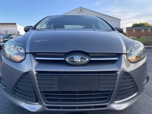Used 2013 Ford Focus SE FWD image 3