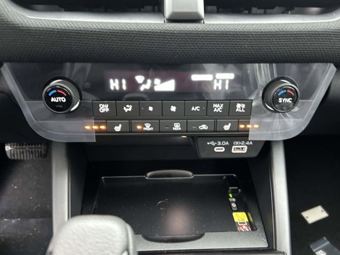 New 2026 Subaru Outback Limited image 13