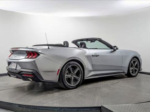 Used 2024 Ford Mustang Premium image 7