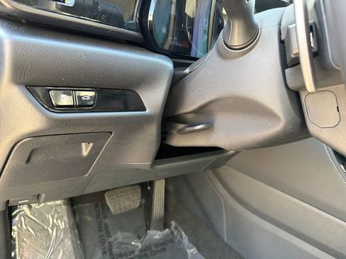 Used 2025 Lexus NX 250 FWD w/ Towing Package (2000 Lbs) image 18