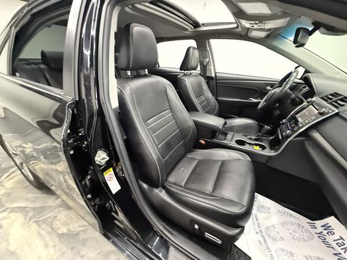 Used 2017 Toyota Camry XLE FWD image 20