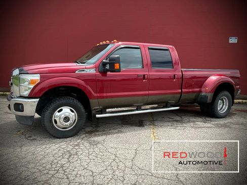 Used 2015 Ford F350 Lariat w/ Lariat Interior Package AWD/4WD image 1