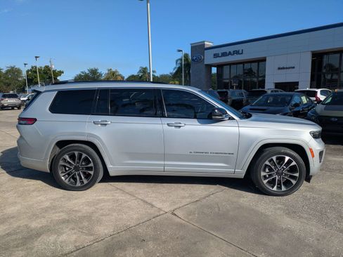 Used 2021 Jeep Grand Cherokee L Overland AWD/4WD image 3