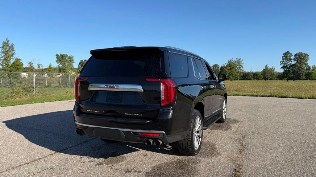 Used 2021 GMC Yukon Denali AWD/4WD image 9