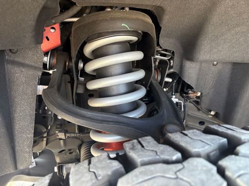 Used 2024 Ford Bronco Raptor AWD/4WD image 3
