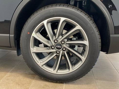 New 2024 Lincoln Corsair AWD w/ Equipment Group 101A image 30