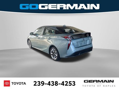 Used 2017 Toyota Prius Four Touring w/ Premium Convenience Package image 5