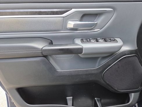 Used 2021 RAM 1500 Big Horn RWD image 29