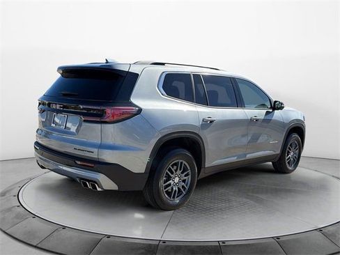Used 2025 GMC Acadia Elevation image 7