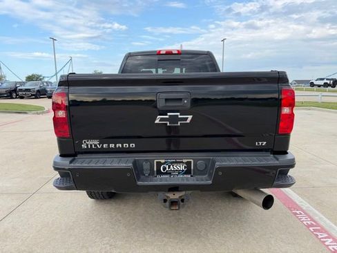 Used 2017 Chevrolet Silverado 2500 LTZ w/ Duramax Plus Package AWD/4WD image 4