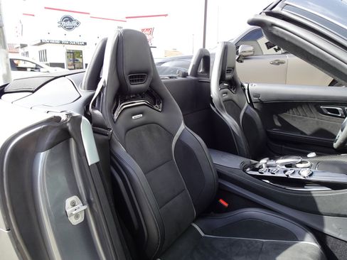 Used 2018 Mercedes-Benz AMG GT C image 17