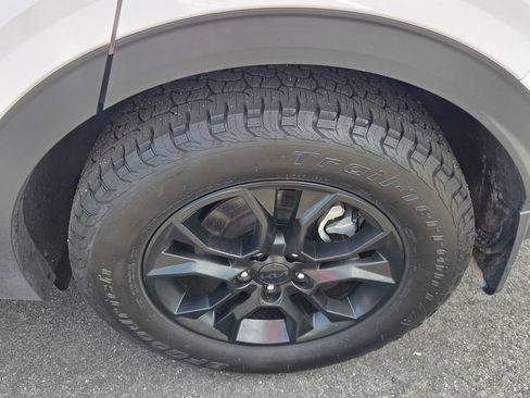 Used 2025 Kia Sportage X-Pro AWD/4WD image 10
