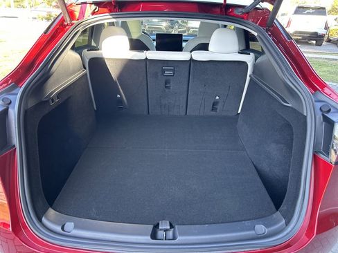 Used 2024 Tesla Model Y Performance image 10