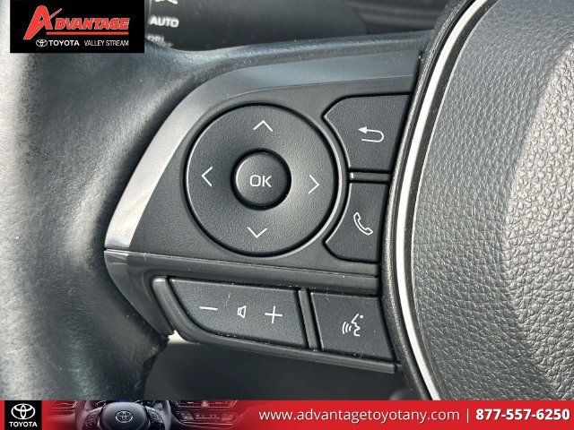 Used 2023 Toyota Corolla Cross LE w/ Moonroof Package AWD/4WD image 24