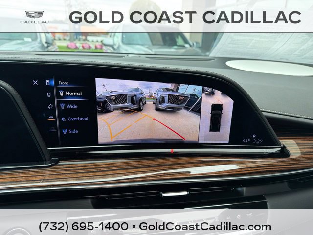 Used 2024 Cadillac Escalade Premium Luxury AWD/4WD image 31