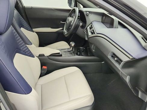 Used 2019 Lexus UX 200 w/ Accessory Package 2 image 25