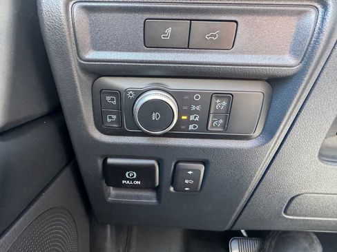 Used 2022 Ford Expedition Platinum AWD/4WD image 19