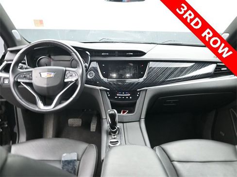 Used 2024 Cadillac XT6 Premium Luxury image 29