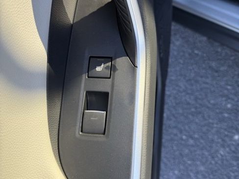 Certified 2025 Toyota RAV4 Limited image 40