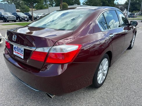 Used 2015 Honda Accord EX image 7