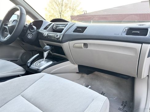 Used 2010 Honda Civic LX image 58