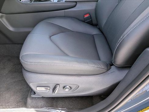 New 2026 Toyota Grand Highlander AWD image 4