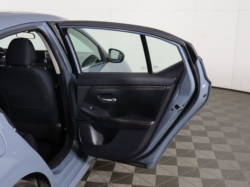 Used 2024 Nissan Sentra SR FWD image 20