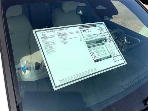 Certified 2025 Mercedes-Benz GLC 300 4MATIC image 19