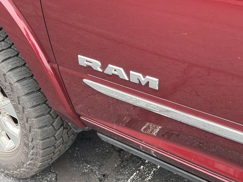 Used 2022 RAM 2500 Limited AWD/4WD image 9