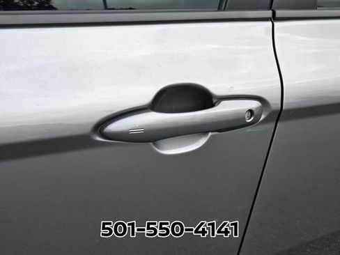 Used 2025 Toyota Camry SE w/ Convenience Package FWD image 10