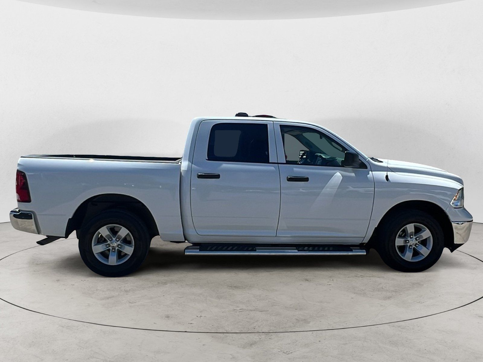 Used 2019 RAM 1500 Tradesman w/ Chrome Appearance Group AWD/4WD image 7