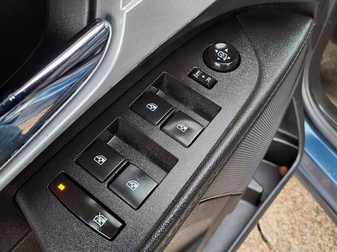 Used 2016 Chevrolet Equinox LT FWD image 15